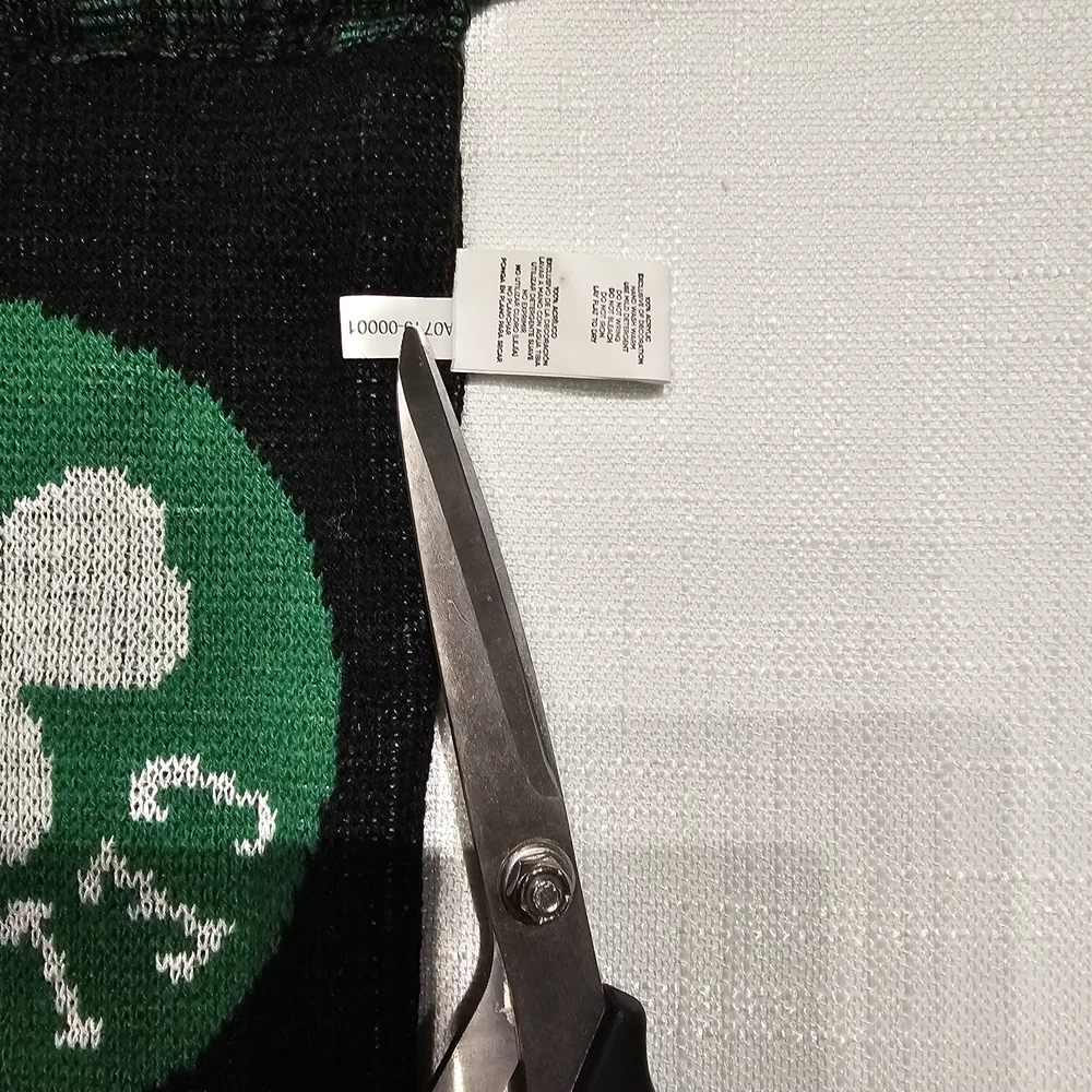 Boston Celtics FOCO NBA Knit Scarf — Green Black Script Logo Shamrock Fringe